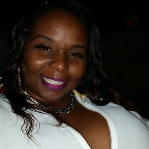 Meet your Posher, Toyya